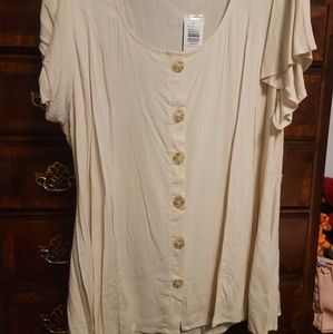 Torrid sz 3 Cream Dressy Blouse NWT
